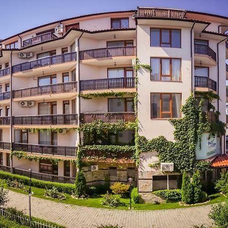 Mars Apartments In Complex Shipka Sveti Vlas Bagian luar foto