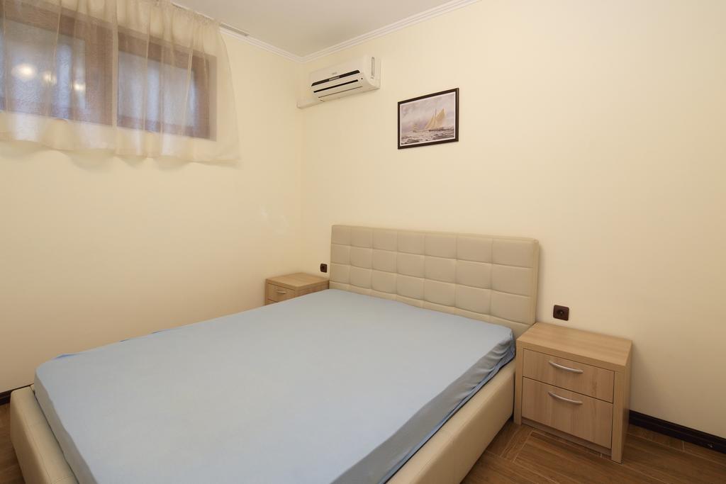 Mars Apartments In Complex Shipka Sveti Vlas Bagian luar foto